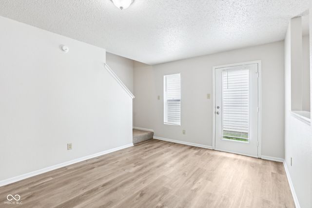 13355 Heroic Way, Fishers, IN 46037