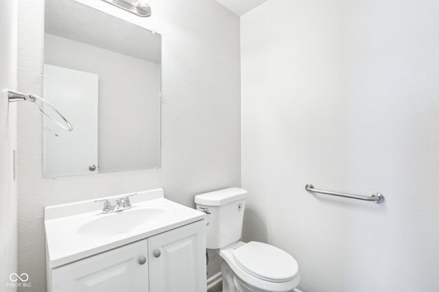 13355 Heroic Way, Fishers, IN 46037