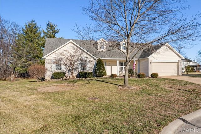 8 Winter Forest Court, O'fallon, MO 63366