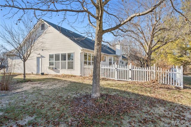 8 Winter Forest Court, O'fallon, MO 63366