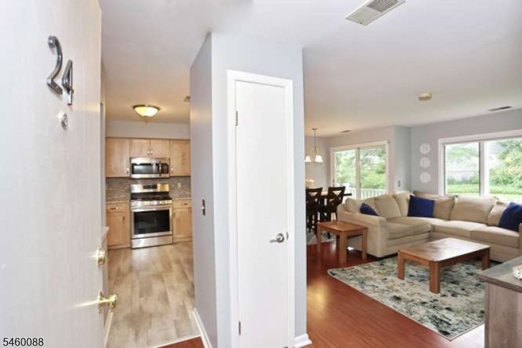 108 Passaic Ave 24C 24C, Nutley Twp., NJ 07110 — photo 4