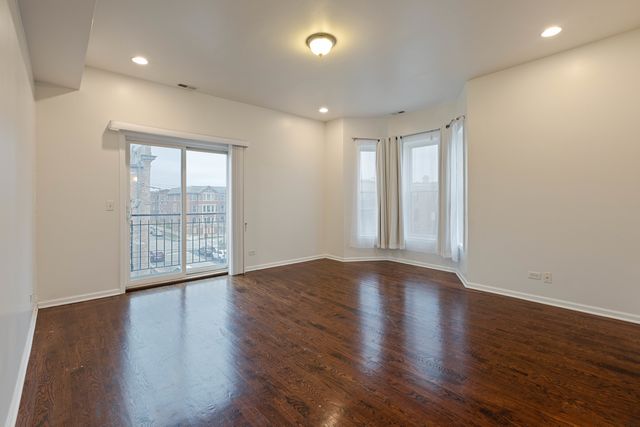 4800 S Saint Lawrence Avenue 3N, Chicago, IL 60615