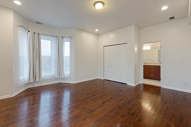 4800 S Saint Lawrence Avenue 3N, Chicago, IL 60615