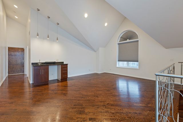 4800 S Saint Lawrence Avenue 3N, Chicago, IL 60615