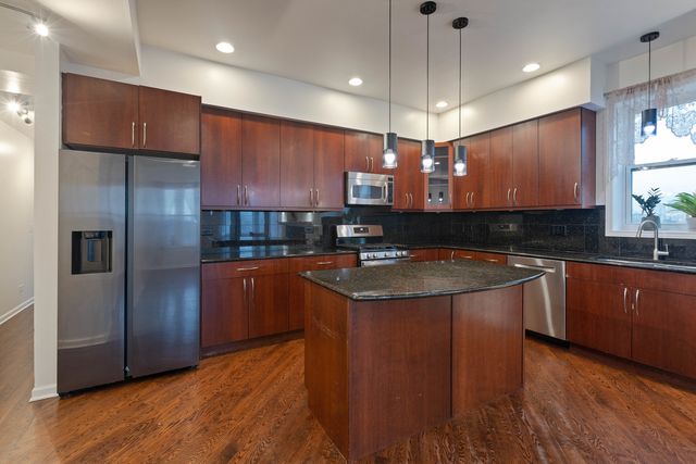 4800 S Saint Lawrence Avenue 3N, Chicago, IL 60615