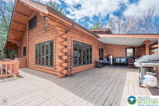 60 Gallaher Drive, Towamensing Twp, PA 18235