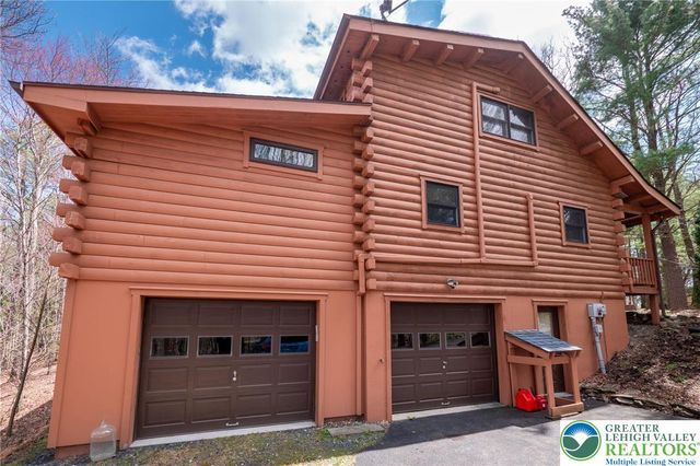 60 Gallaher Drive, Towamensing Twp, PA 18235
