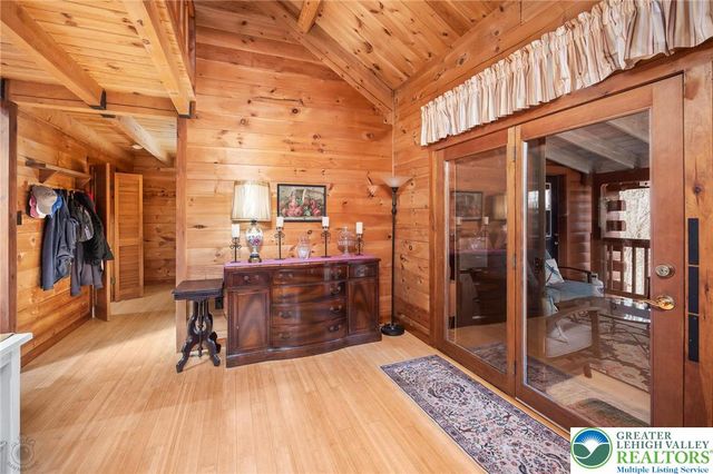 60 Gallaher Drive, Towamensing Twp, PA 18235