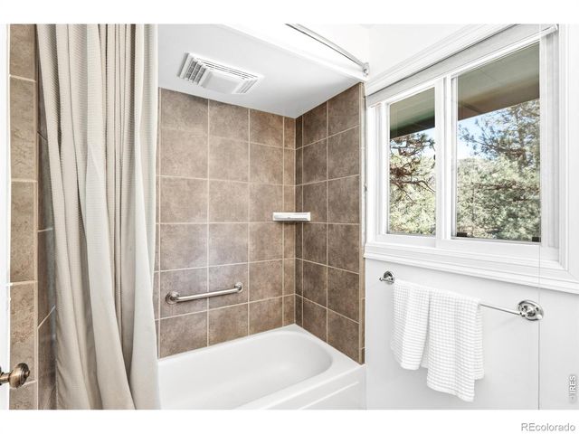 5 Mohawk Road, Lyons, CO 80540