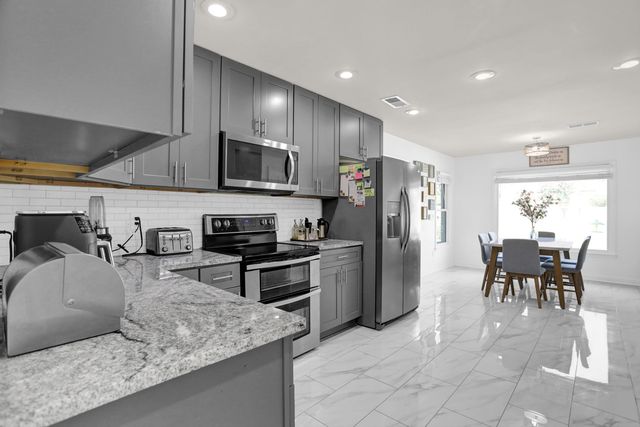 4045 BARTLETT COUNTRY RD, Bartlett, TN 38135