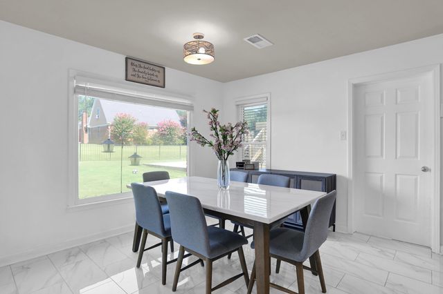 4045 BARTLETT COUNTRY RD, Bartlett, TN 38135