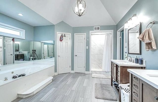 4045 BARTLETT COUNTRY RD, Bartlett, TN 38135