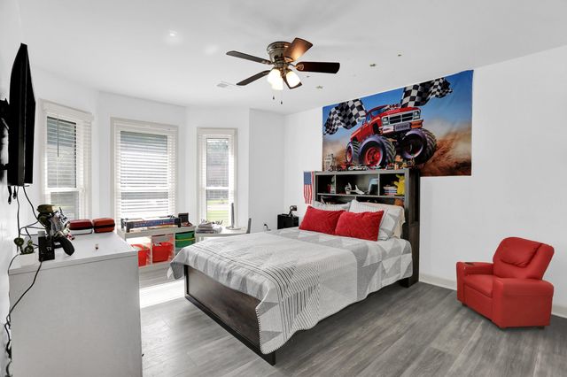 4045 BARTLETT COUNTRY RD, Bartlett, TN 38135