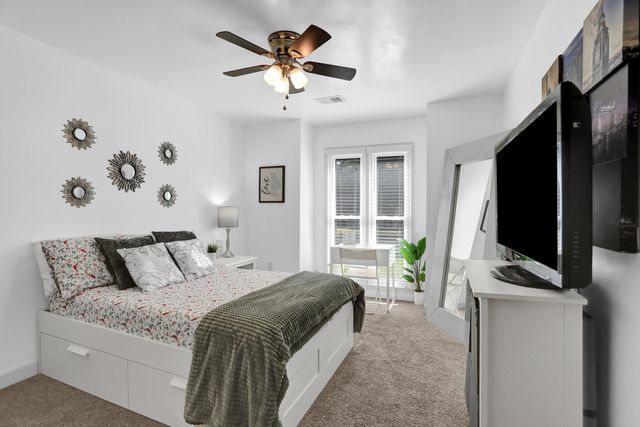 4045 BARTLETT COUNTRY RD, Bartlett, TN 38135