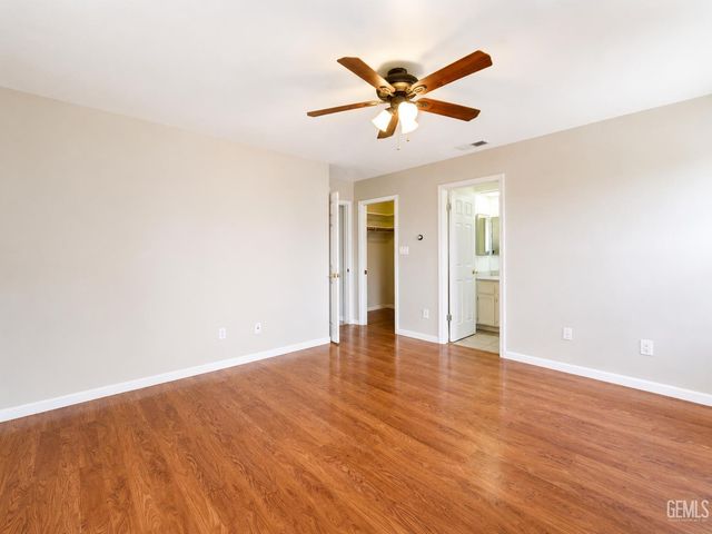 11008 Camino La Paz, Bakersfield, CA 93306