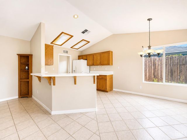 11008 Camino La Paz, Bakersfield, CA 93306