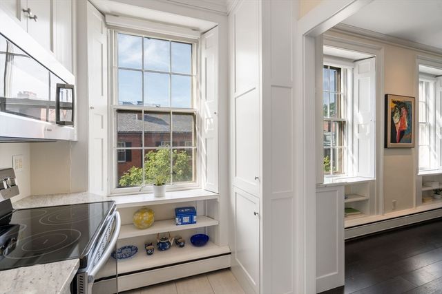 1 Chestnut Street 3B, Boston, MA 02108