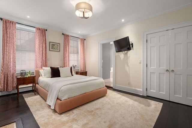 1 Chestnut Street 3B, Boston, MA 02108