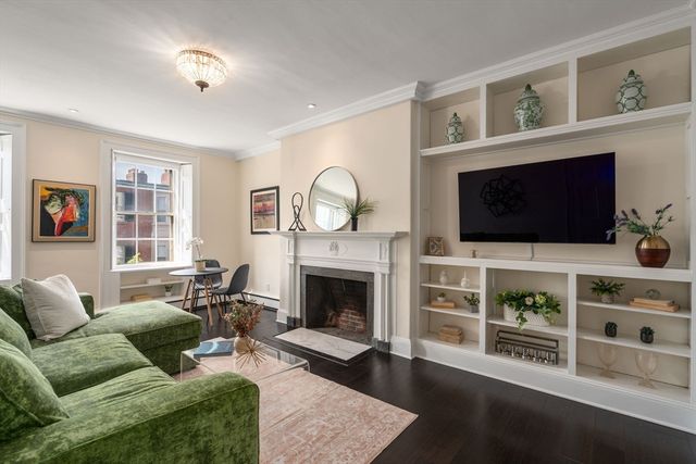 1 Chestnut Street 3B, Boston, MA 02108
