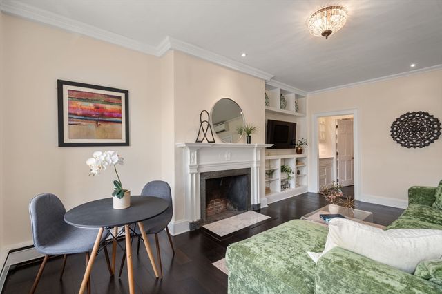 1 Chestnut Street 3B, Boston, MA 02108