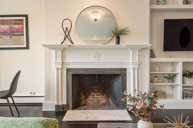 1 Chestnut Street 3B, Boston, MA 02108