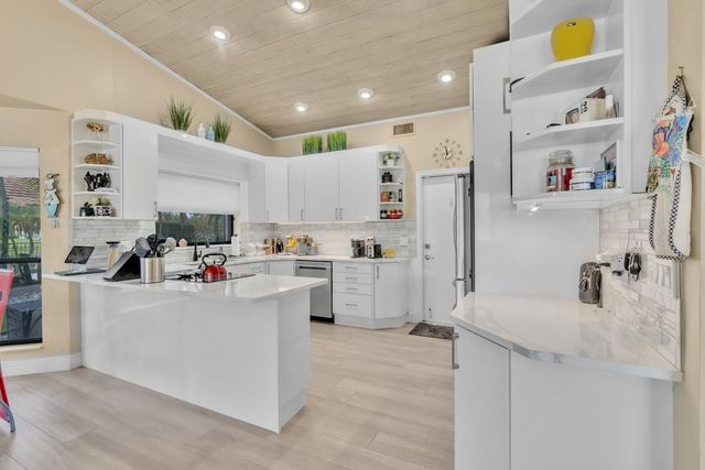 7640 NW 87th Avenue, Tamarac, FL 33321