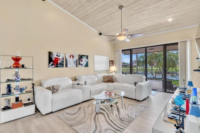 7640 NW 87th Avenue, Tamarac, FL 33321