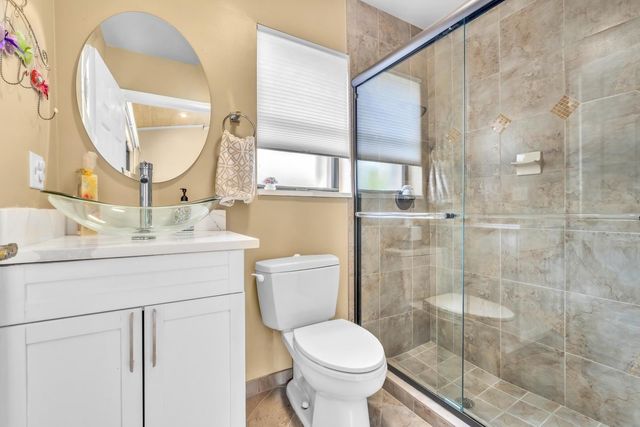 7640 NW 87th Avenue, Tamarac, FL 33321