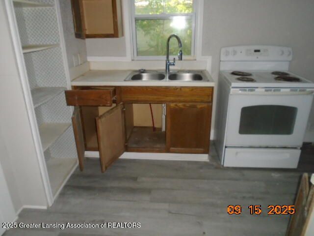 607 Shepard Street 2, Lansing, MI 48912