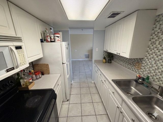 954 LAKE DESTINY ROAD G, Altamonte Springs, FL 32714