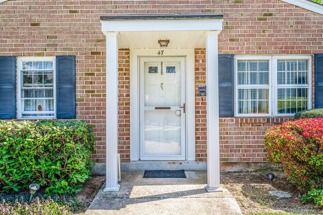 47 Harbor N, Amityville, NY 11701