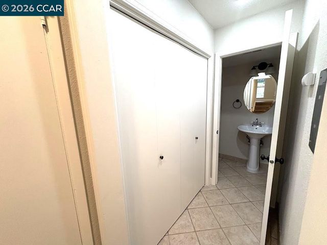 46 Meadowbrook Circle, Pittsburg, CA 94565