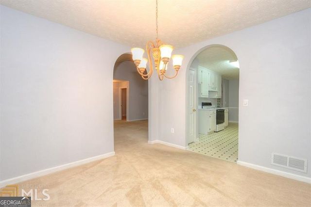 3284 Rockwalk Terrace, Loganville, GA 30052