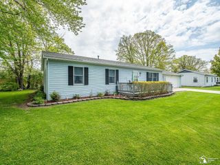 4972 Elm Street, Frenchtown Twp, MI 48166