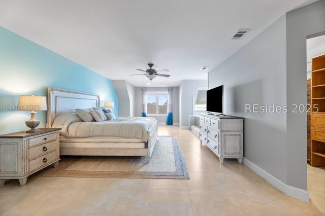 13 Harbourside Ln Apt 7165, Hilton Head Island, SC 29928