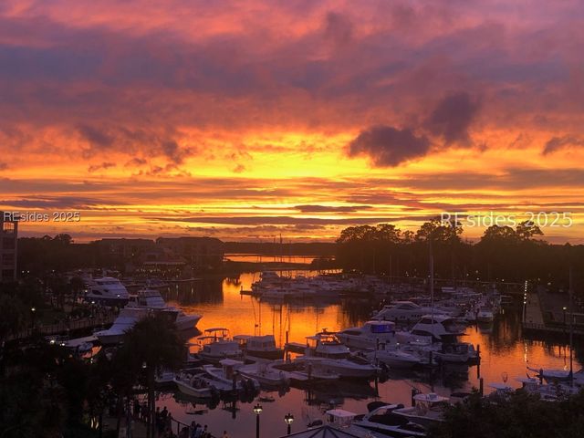 13 Harbourside Ln Apt 7165, Hilton Head Island, SC 29928