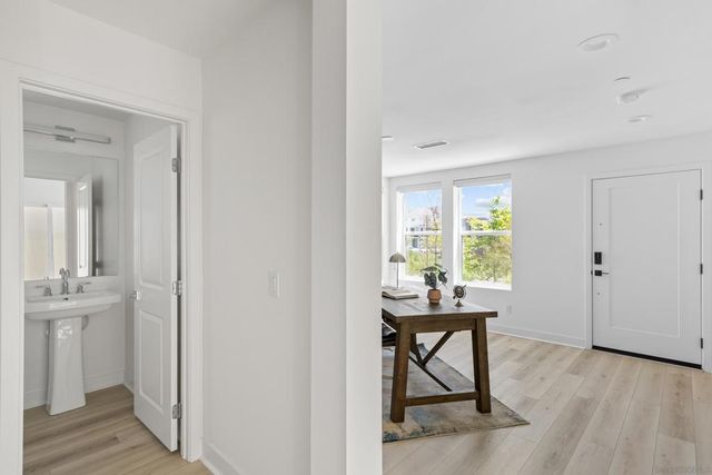 8011 Rubicon Way, San Diego, CA 92126