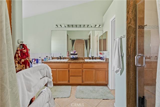 5770 Centerstone Ct, Westminster, CA 92683