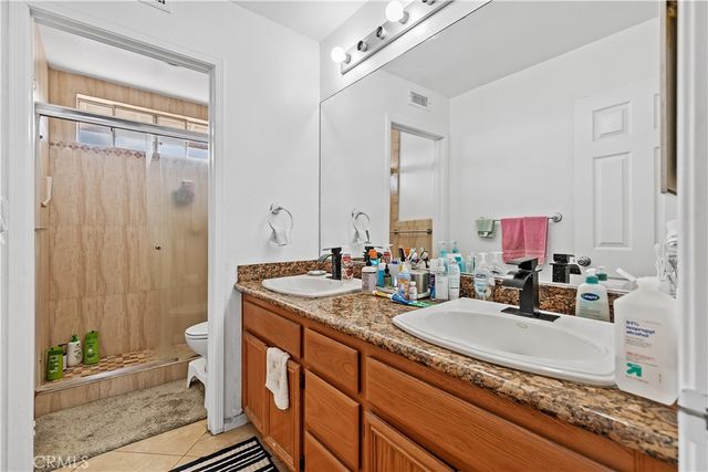 5770 Centerstone Ct, Westminster, CA 92683