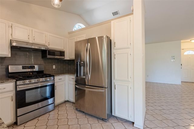 8202 Avocet DR, Austin, TX 78745