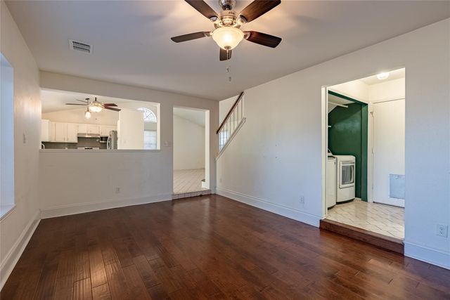 8202 Avocet DR, Austin, TX 78745