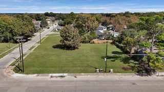 7912 Carbondale Street, Dallas, TX 75216