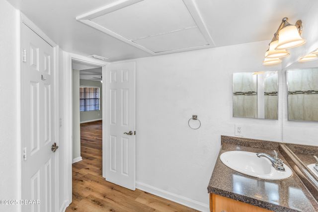 355 Lakepointe Dr Unit 102, Altamonte Springs, FL 32701