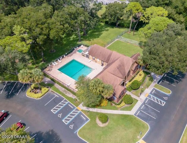 355 Lakepointe Dr Unit 102, Altamonte Springs, FL 32701