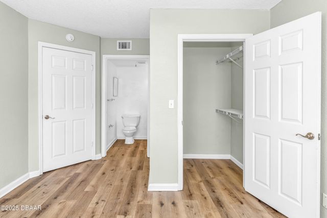 355 Lakepointe Dr Unit 102, Altamonte Springs, FL 32701