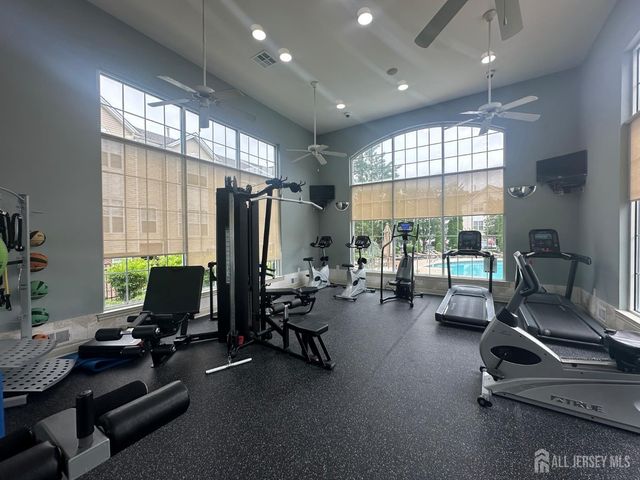 244 Samuel Circle, Parlin, NJ 08859