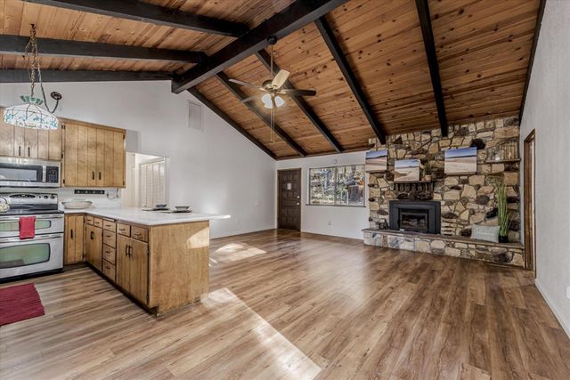 2900 Shady Ln, Pollock Pines, CA 95726