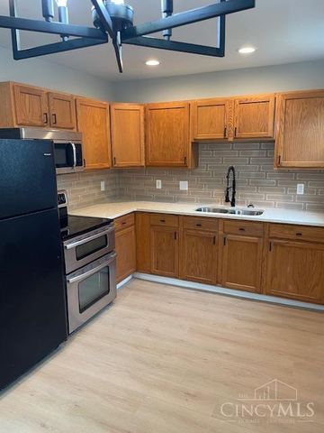 2102 Ross Avenue, Norwood, OH 45212