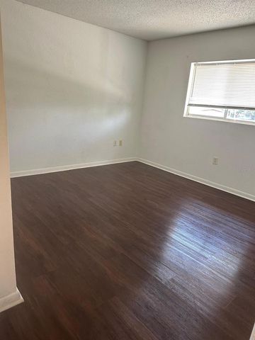 747 WYMAN COURT 747, Orlando, FL 32809