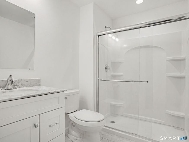 42 Chestnut Street 3, Bethel, CT 06801